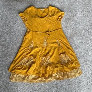 ERC Women’s Yellow Lace Midi Dress